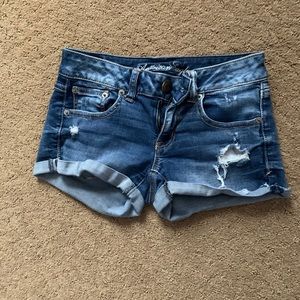 Super cute jean shorts